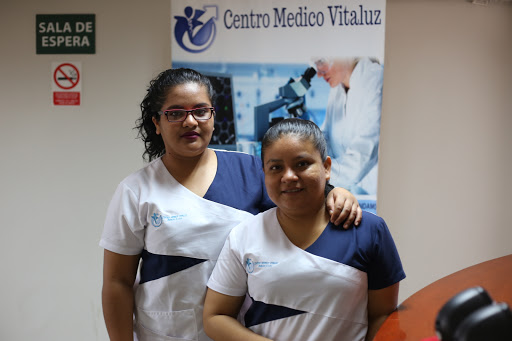 Centro Medico Vitaluz - Burcal EIRL