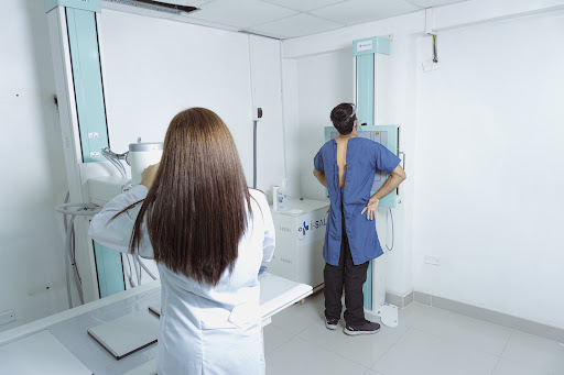 ISALUD - Clínica Ocupacional - Exámenes Médicos Ocupacionales