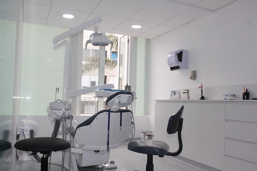 COBADENT (Centro Odontológico Integral Barranco)