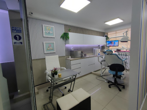CLINICA DENTAL ODONTO WORLD-SJL(Especialistas al cuidado de tu salud oral)