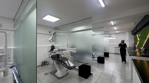 Consultorio Dental en Lima | Cerca de Mi | Dra. Andrea Contreras