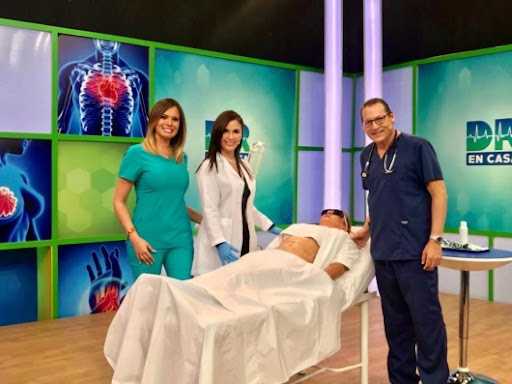 Dra. Blanca Alva, Dermatólogo