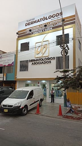 Dermatólogos Asociados