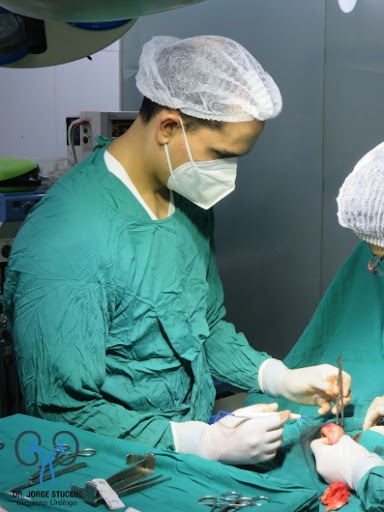 Dr. Jorge José Stucchi Heredia, Urólogo