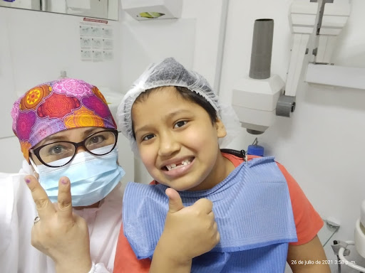 Romy Flores Odontologia