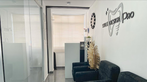 Smile Design Pro Clínica Dental