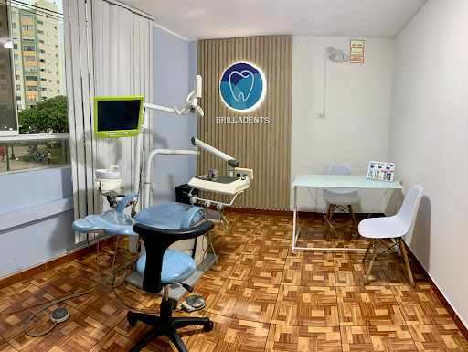 Brilla Dents - Consultorio Odontológico