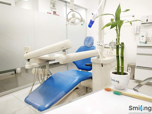 Smiling Clínica Dental