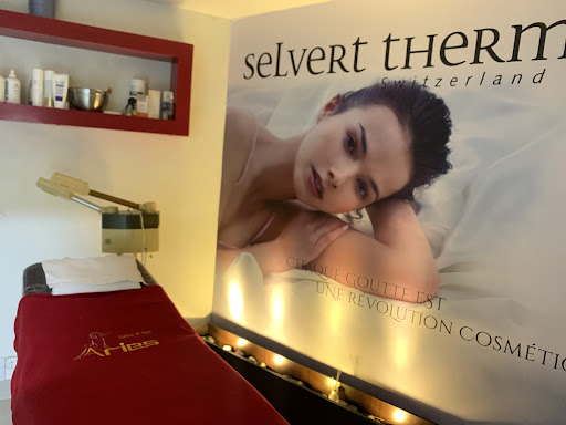 Salón & Spa Aries
