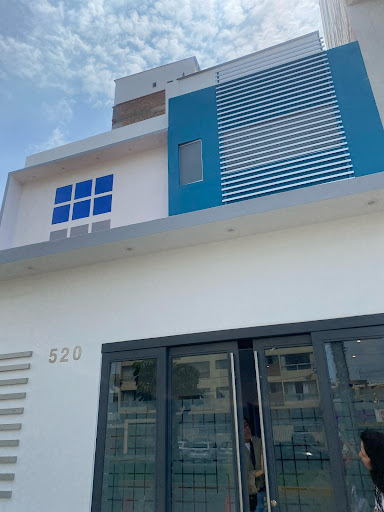 Regenera Center