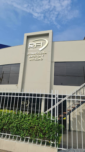 REJUVENECIMIENTO FACIAL INMEDIATO